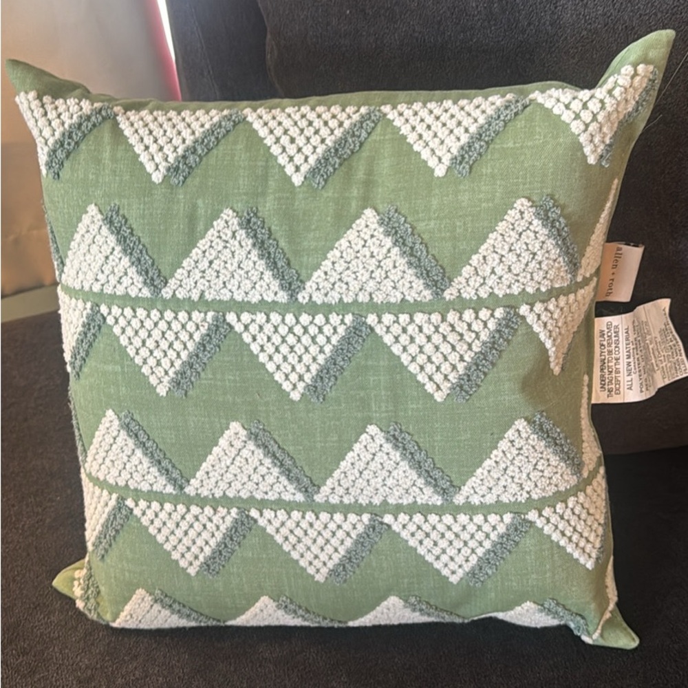 4 Set of four Alan + Roth indoor outdoor pillows
